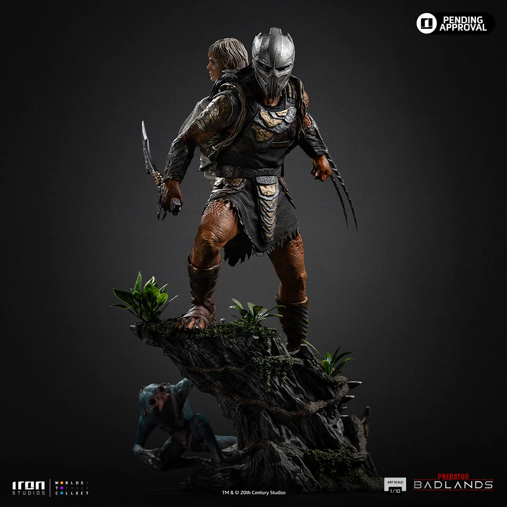 Predator Badlands Predator Dek and Thia 1/10