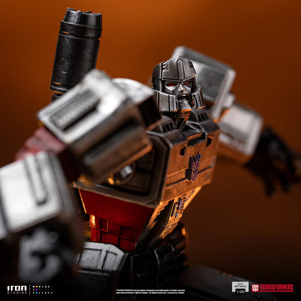 Statue Megatron - Transformers - Demi Scale 1/20